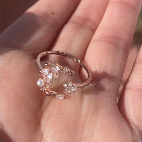 Girls Crew Moonlight ring - Rose Gold Size 8 - Picture 4 of 6